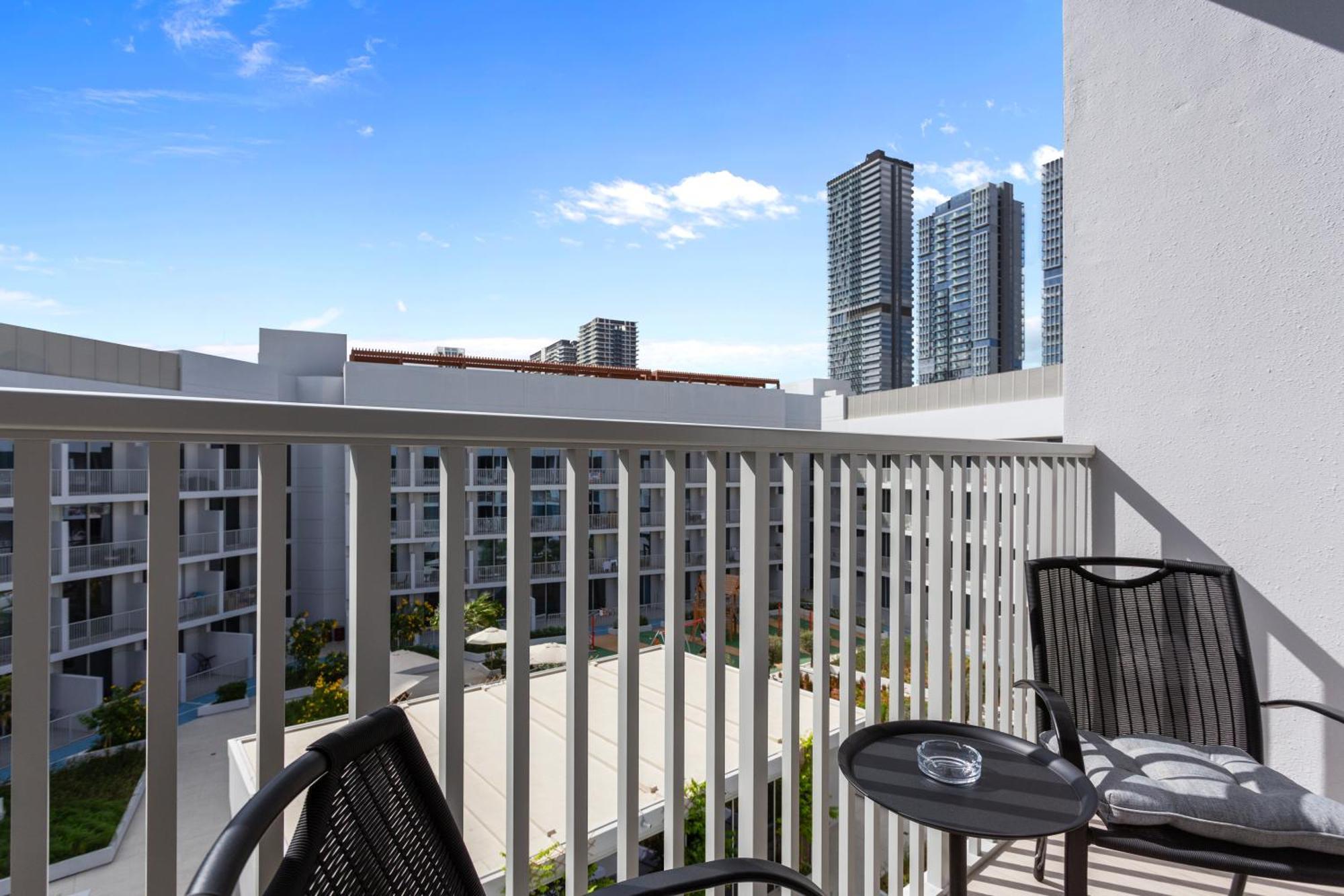 Apartment Perfect Getaway Modern In Luma 22 - Jvc Dubai